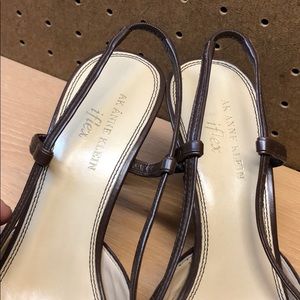 AK Anne Klein iflex Leather Slingback Heels sz 8